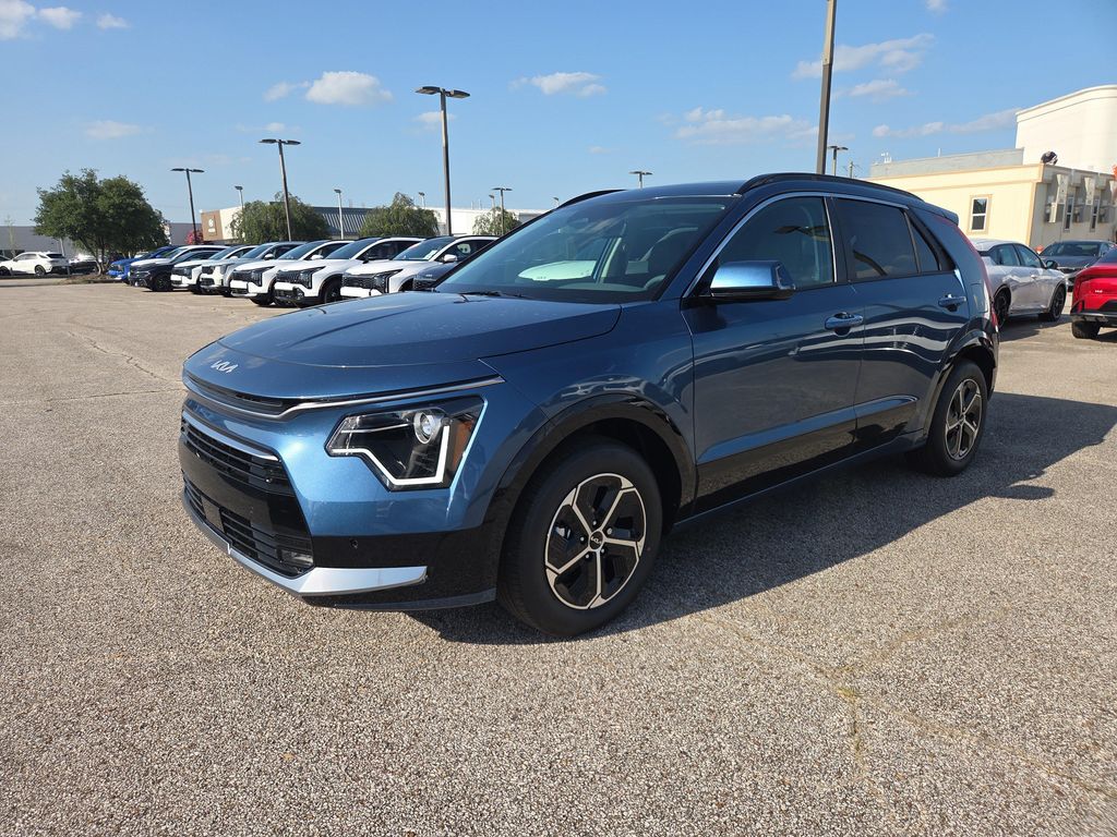New 2026 Kia Niro SX