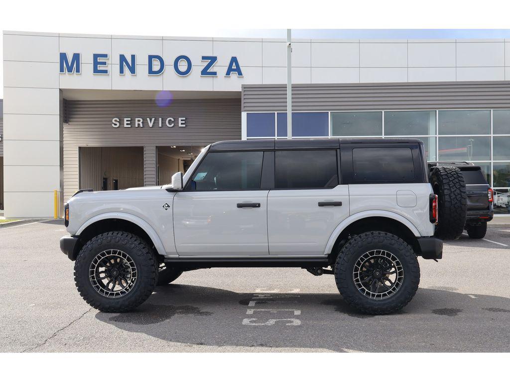 New 2026 Ford Bronco Outer Banks