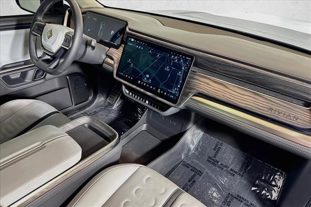صورة 24 لـ 2022 Rivian R1T ADVENTURE PACKAGE