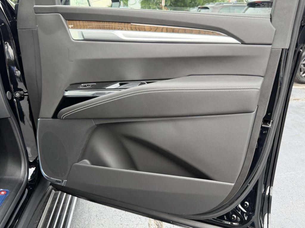 صورة 8 لـ 2026 Cadillac ESCALADE PLATINUM SPORT