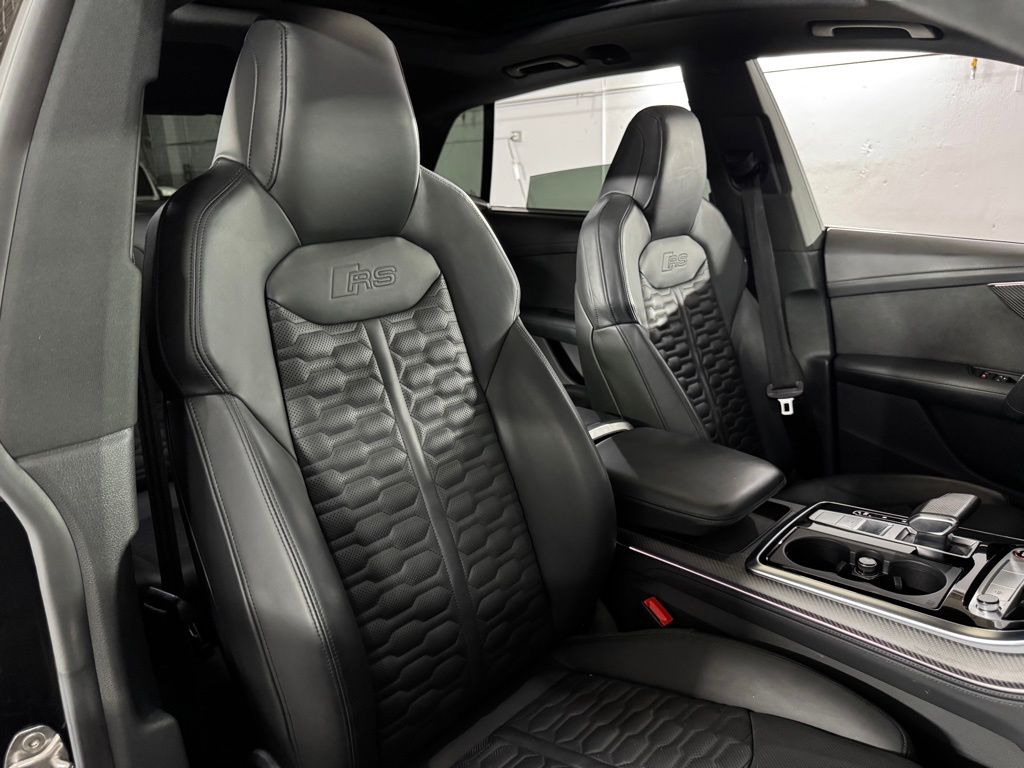 2023 AUDI RS Q8 4.0T — миниатюра 55