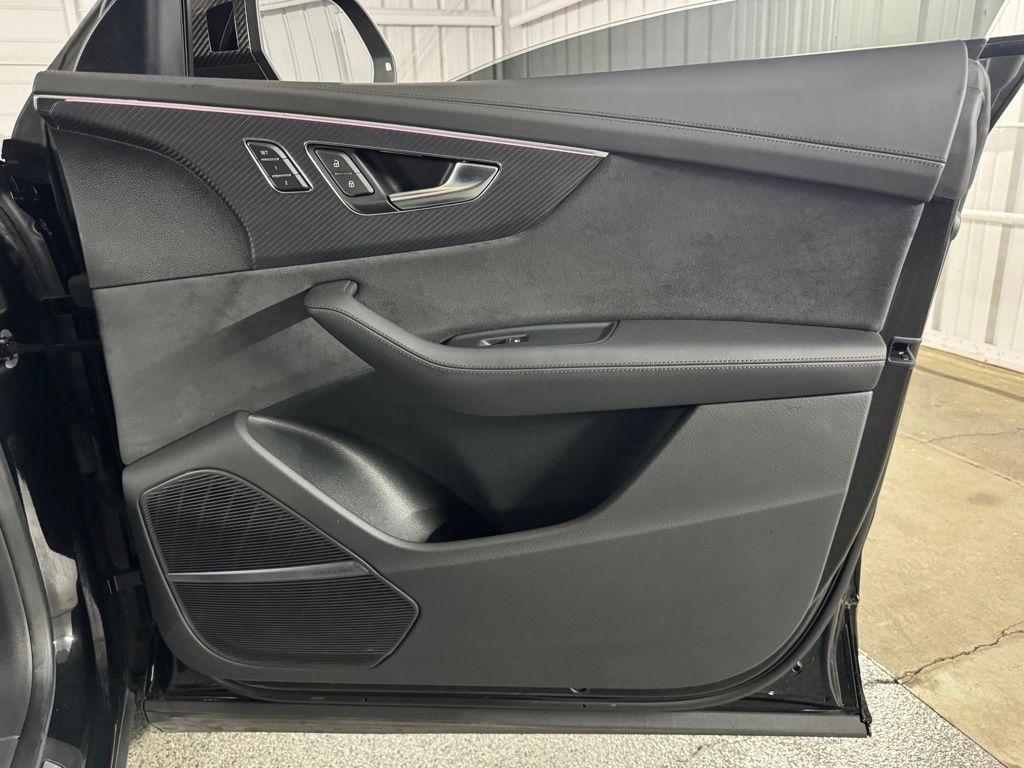 2023 AUDI RS Q8 4.0T — миниатюра 52