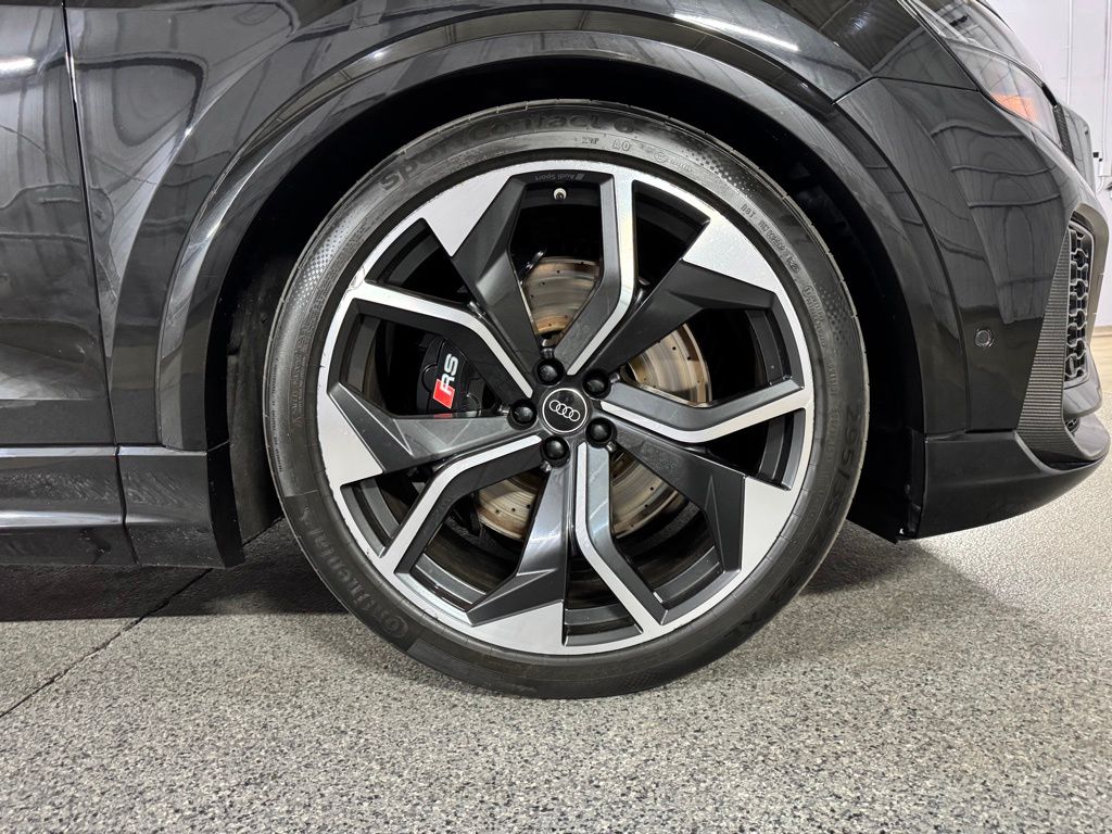 2023 AUDI RS Q8 4.0T 照片 6