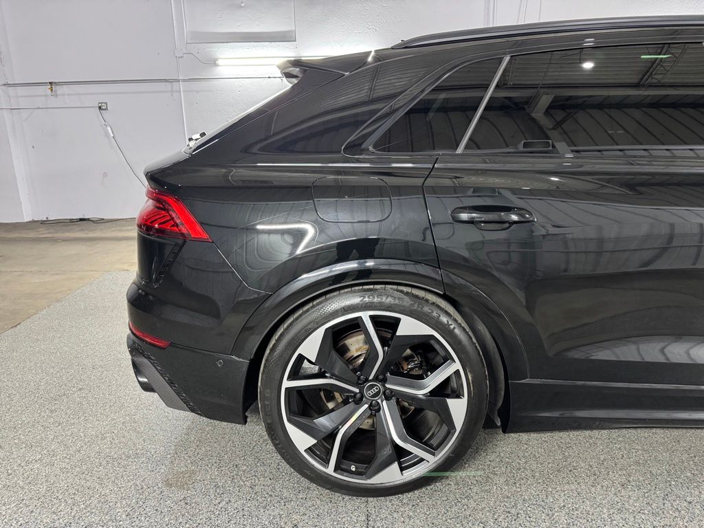 2023 AUDI RS Q8 4.0T 照片 9