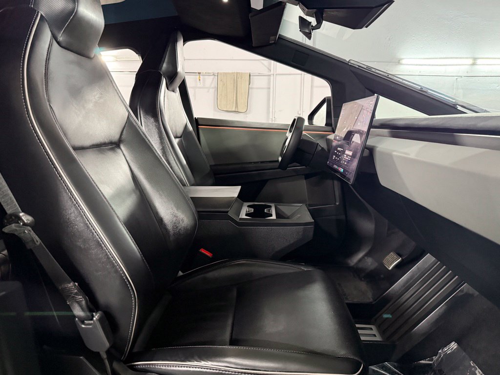 صورة مصغرة 30 لـ 2024 Tesla CYBERTRUCK CYBERBEAST
