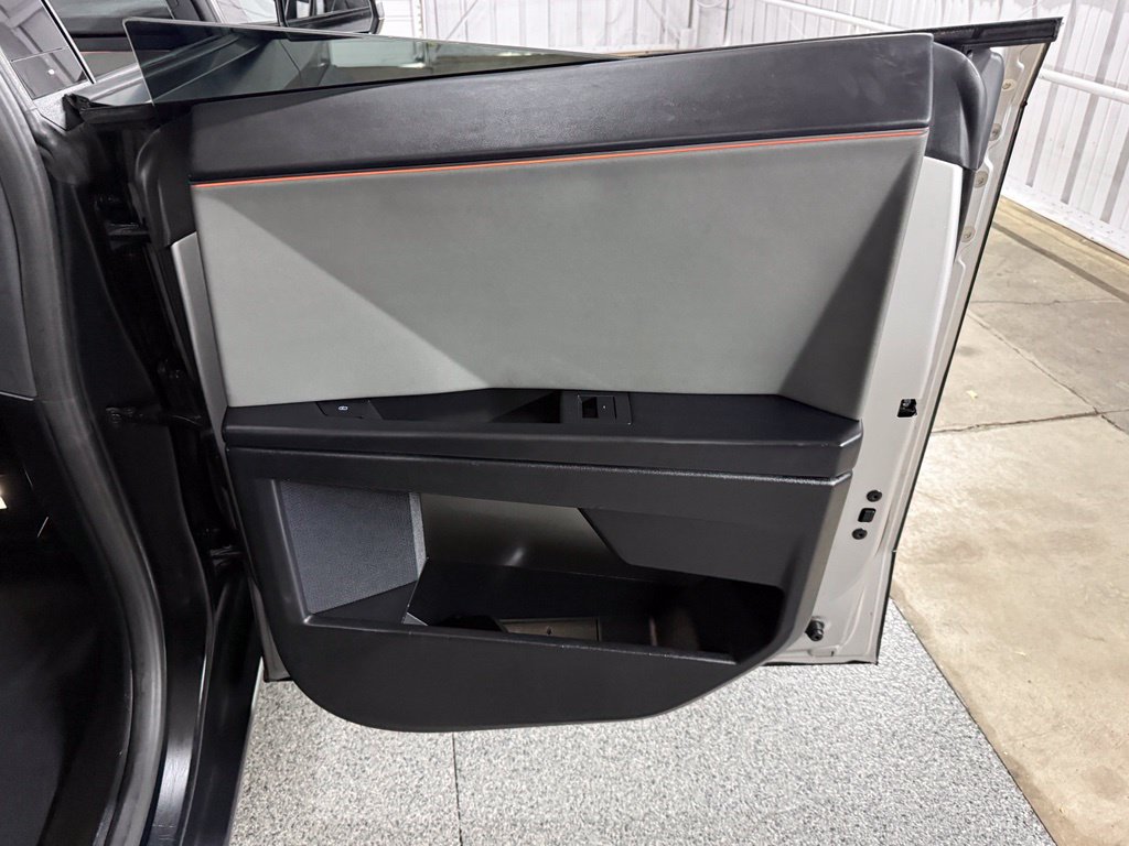 صورة مصغرة 28 لـ 2024 Tesla CYBERTRUCK CYBERBEAST