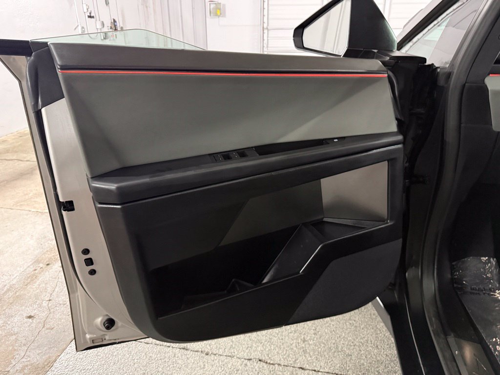 صورة مصغرة 21 لـ 2024 Tesla CYBERTRUCK CYBERBEAST