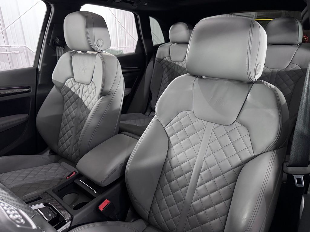 صورة مصغرة 45 لـ 2024 AUDI SQ5 PRESTIGE