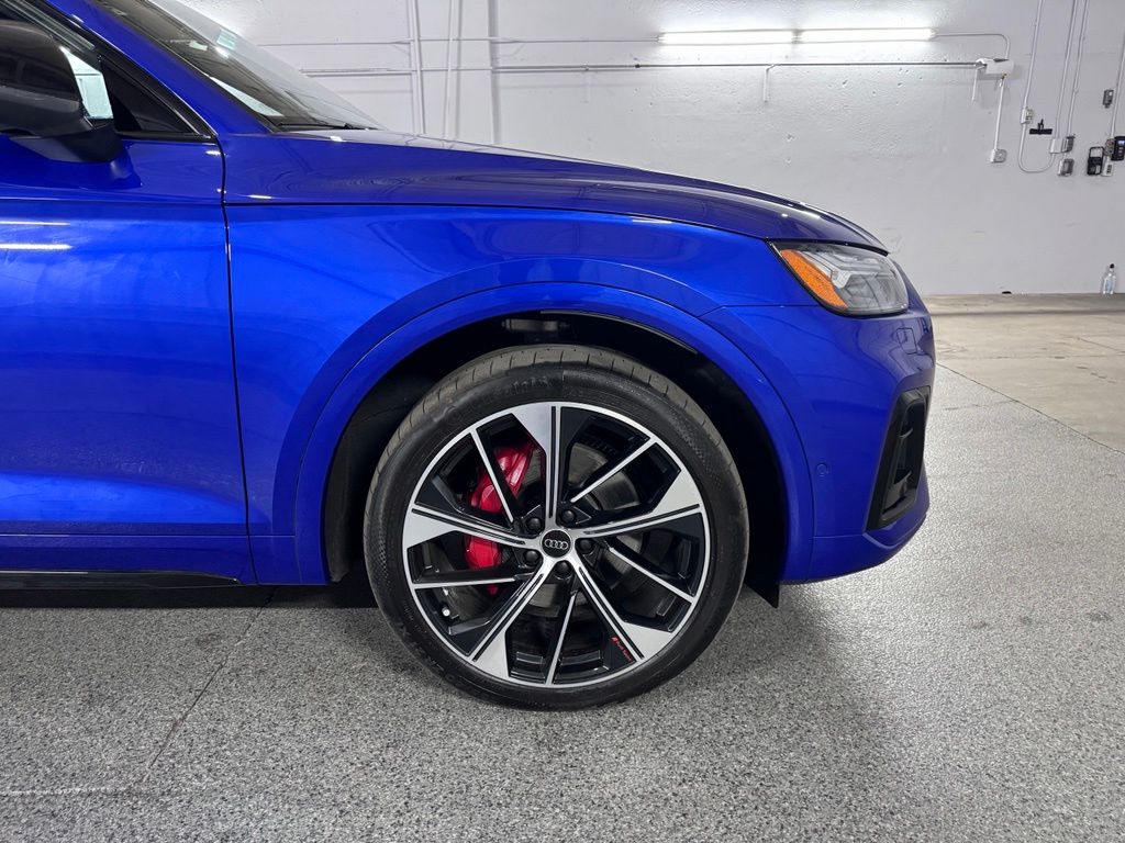 صورة 4 لـ 2024 AUDI SQ5 PRESTIGE