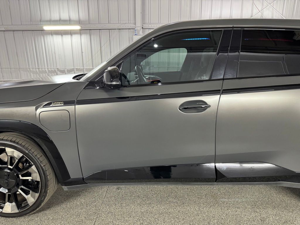 2023 BMW XM — миниатюра 16
