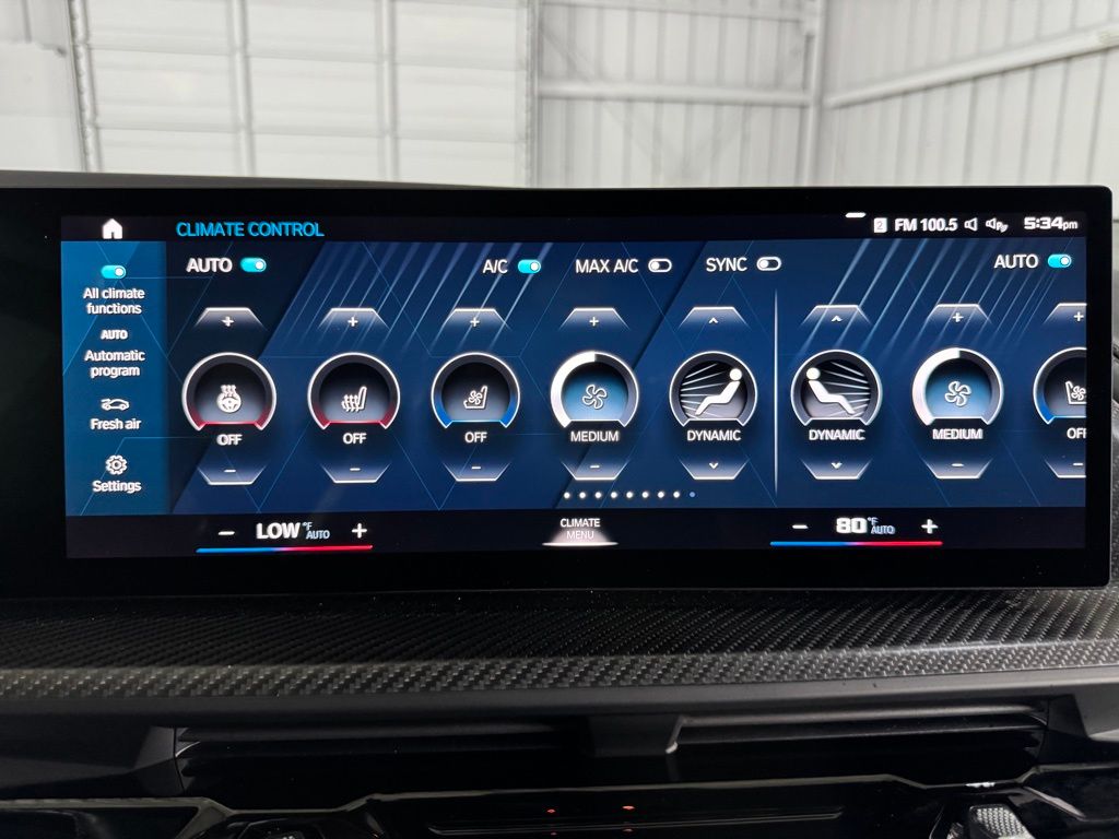 2023 BMW XM — миниатюра 36