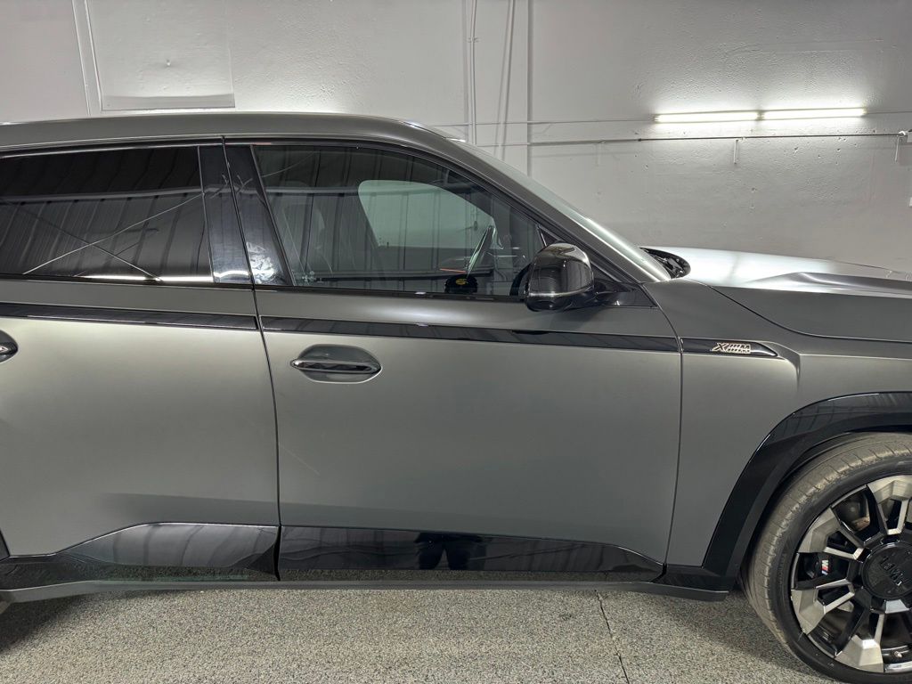 2023 BMW XM — фото 9