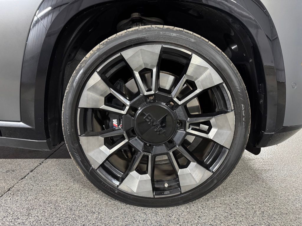 2023 BMW XM — фото 6