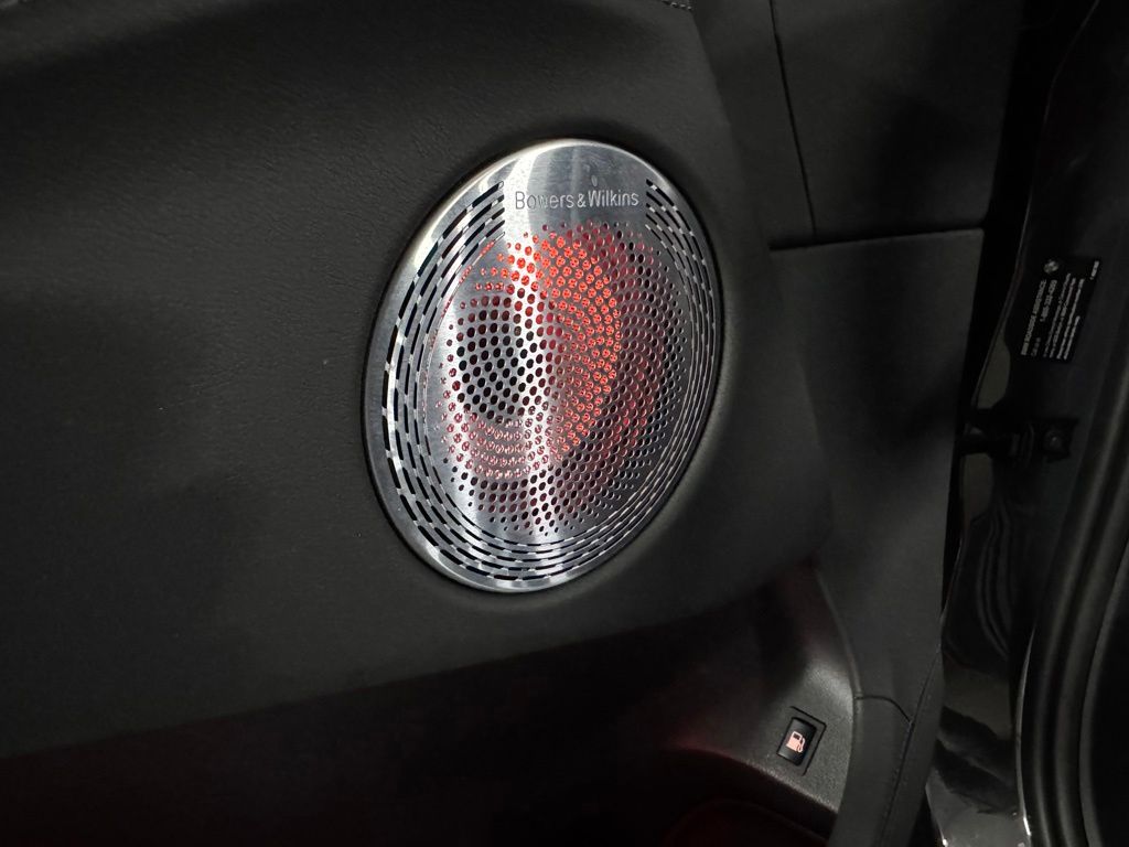 2023 BMW XM — миниатюра 43