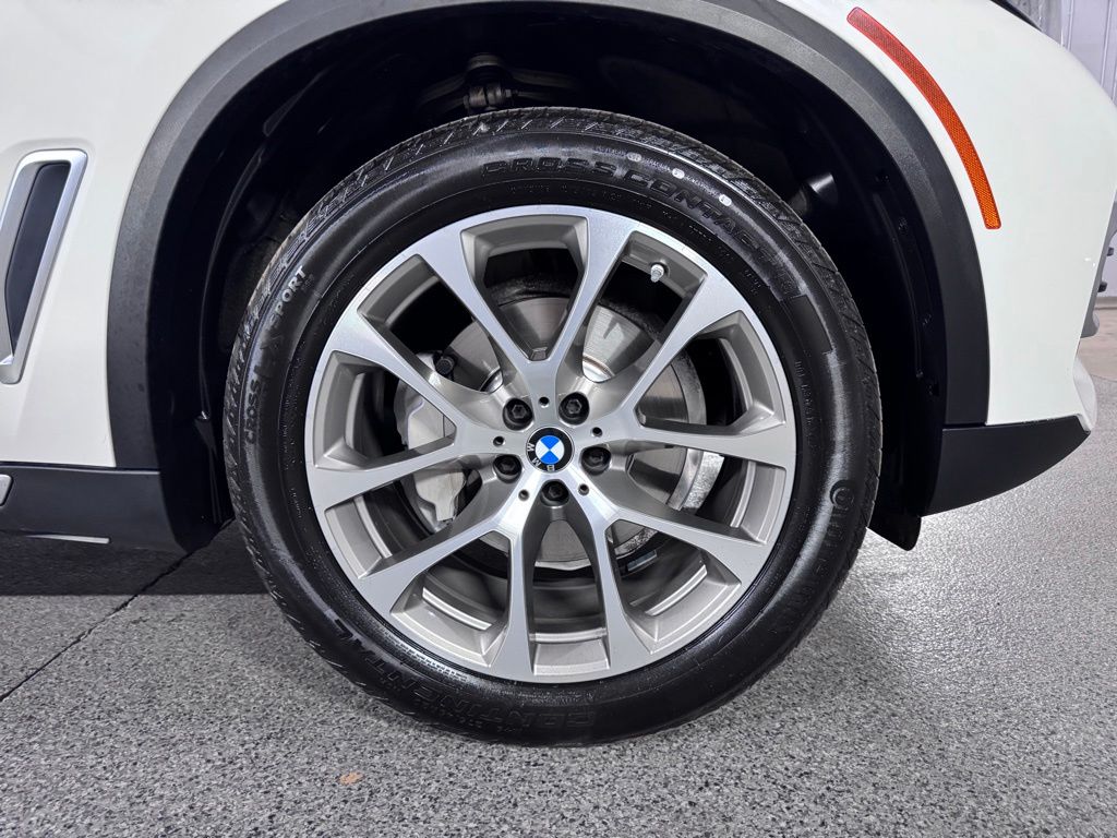 صورة 5 لـ 2022 BMW X5 XDRIVE40I