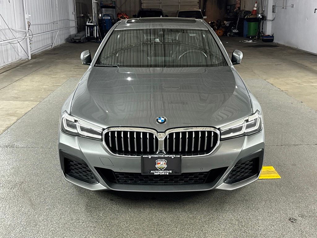 صورة 2 لـ 2023 BMW 540 I XDRIVE