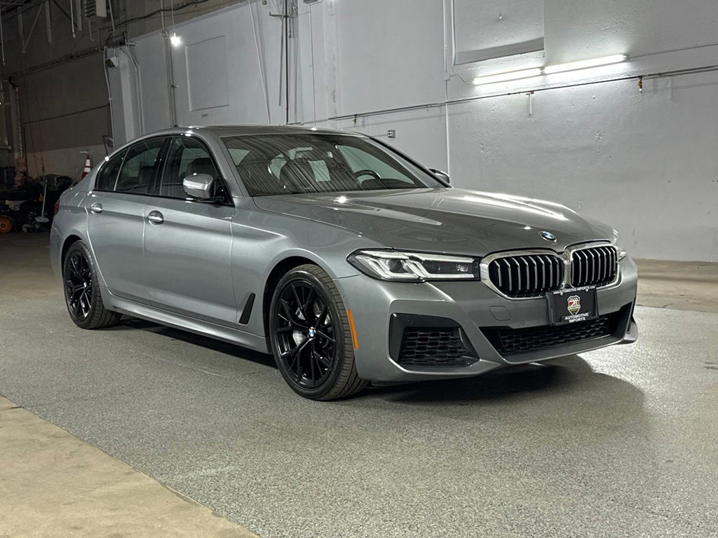 صورة 3 لـ 2023 BMW 540 I XDRIVE