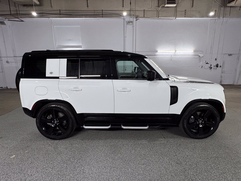 2023 LAND Rover DEFENDER X-DYNAMIC SE — фото 9