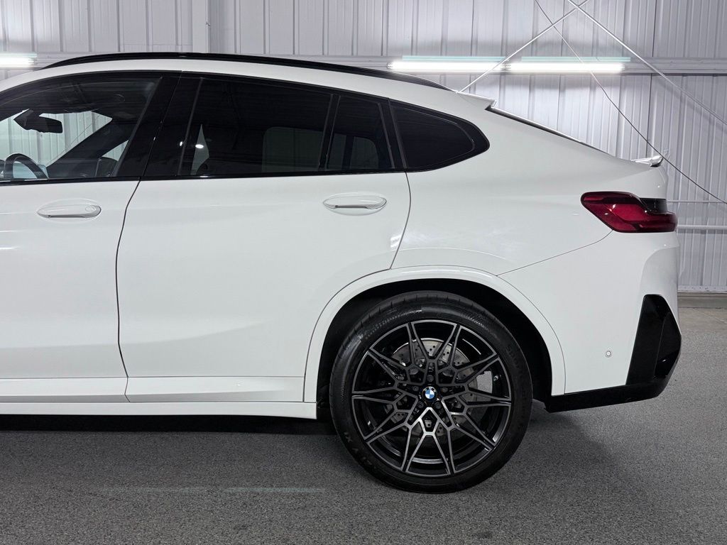2024 BMW X4 M BASE — миниатюра 11