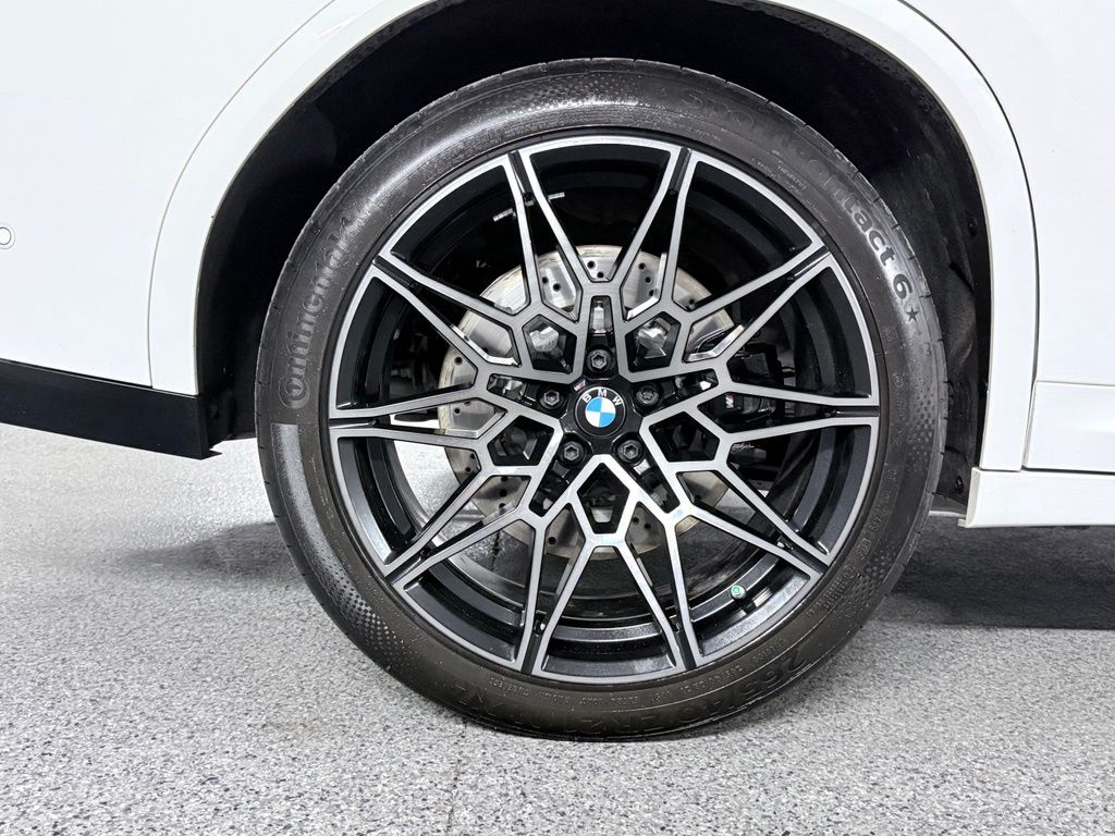 صورة 7 لـ 2024 BMW X4 M BASE