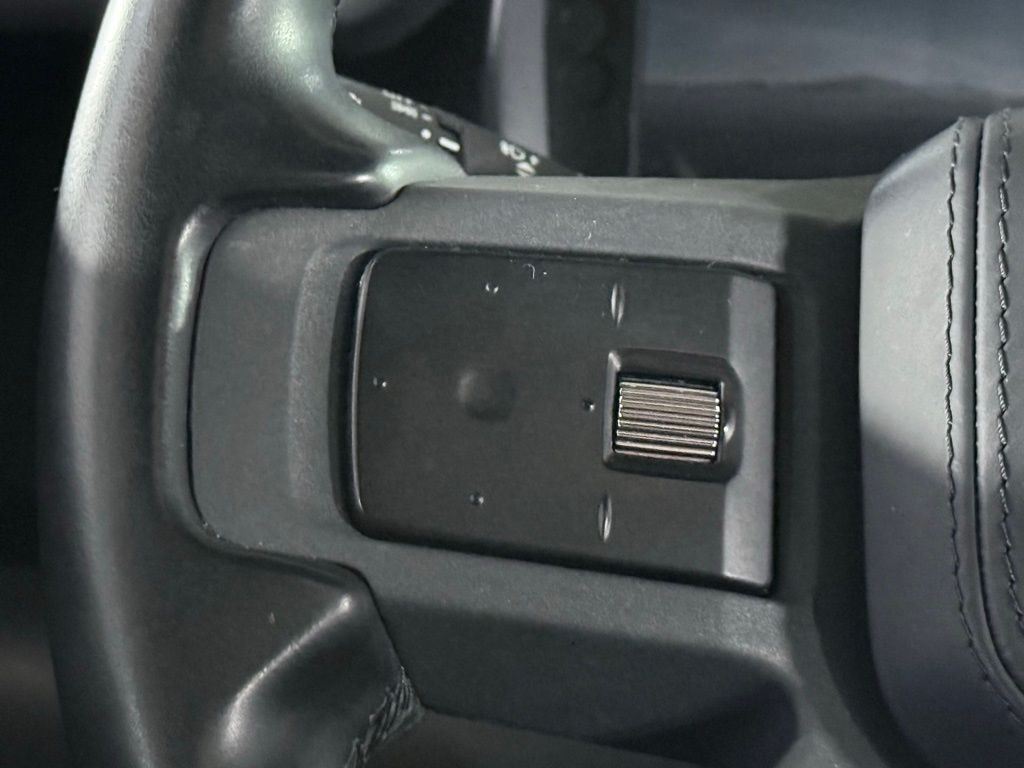 صورة مصغرة 37 لـ 2023 LAND Rover DEFENDER X