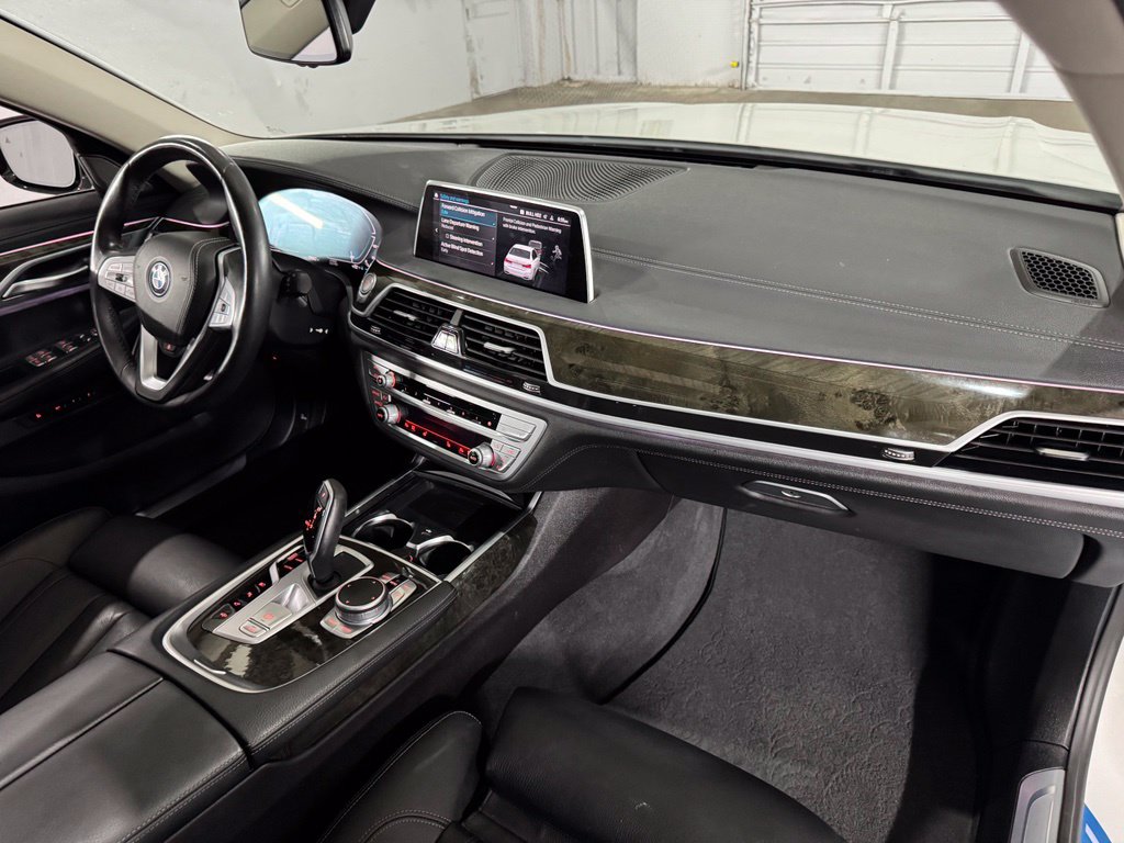 2022 BMW 745E XDRIVE 缩略图 54