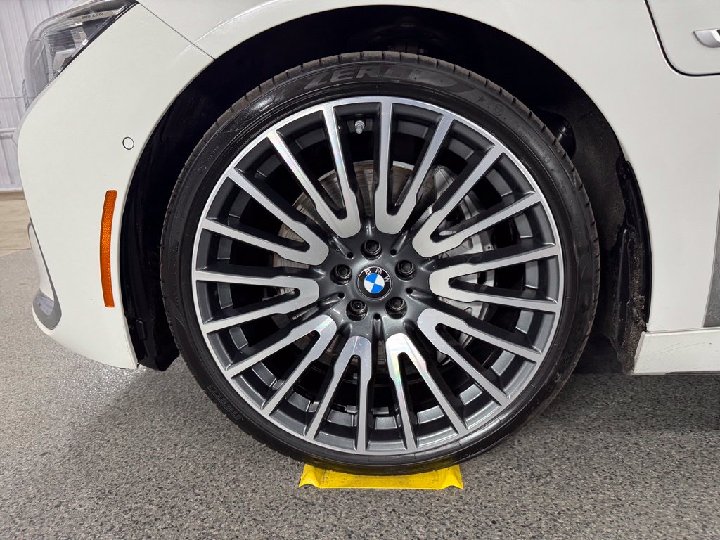 2022 BMW 745E XDRIVE 缩略图 21