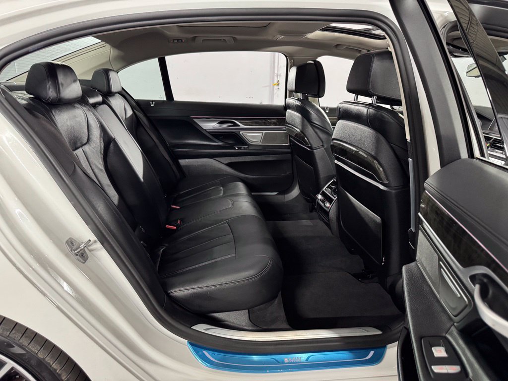 2022 BMW 745E XDRIVE 缩略图 52