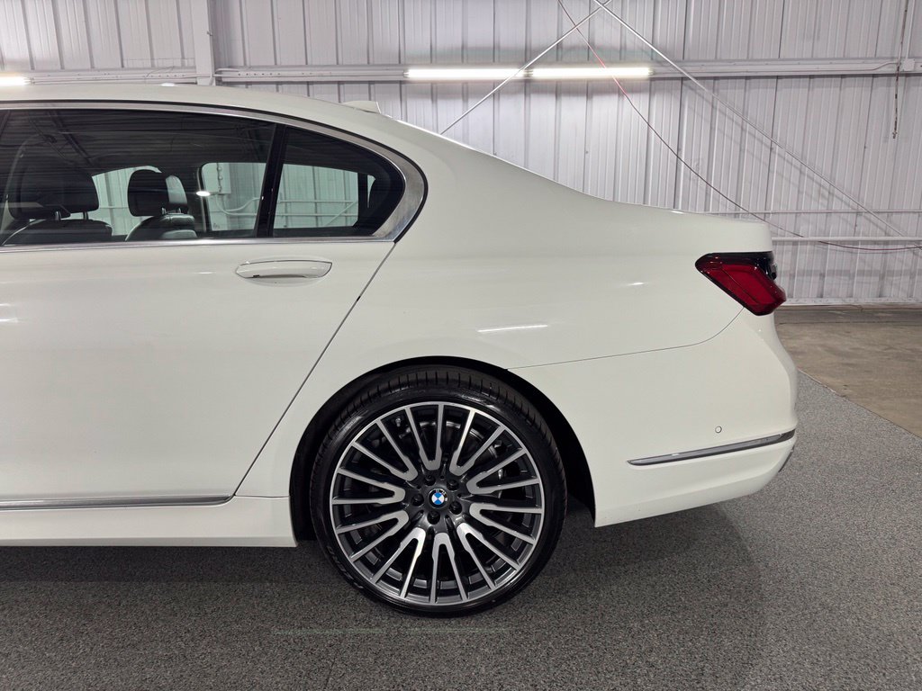 2022 BMW 745E XDRIVE 缩略图 14