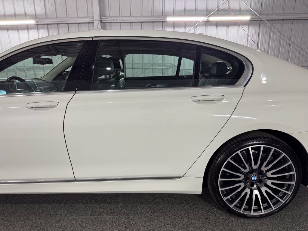 2022 BMW 745E XDRIVE 缩略图 18