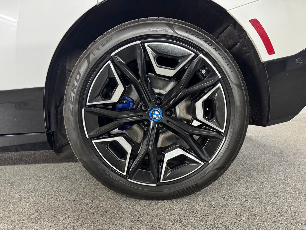 صورة مصغرة 14 لـ 2024 BMW IX XDRIVE50