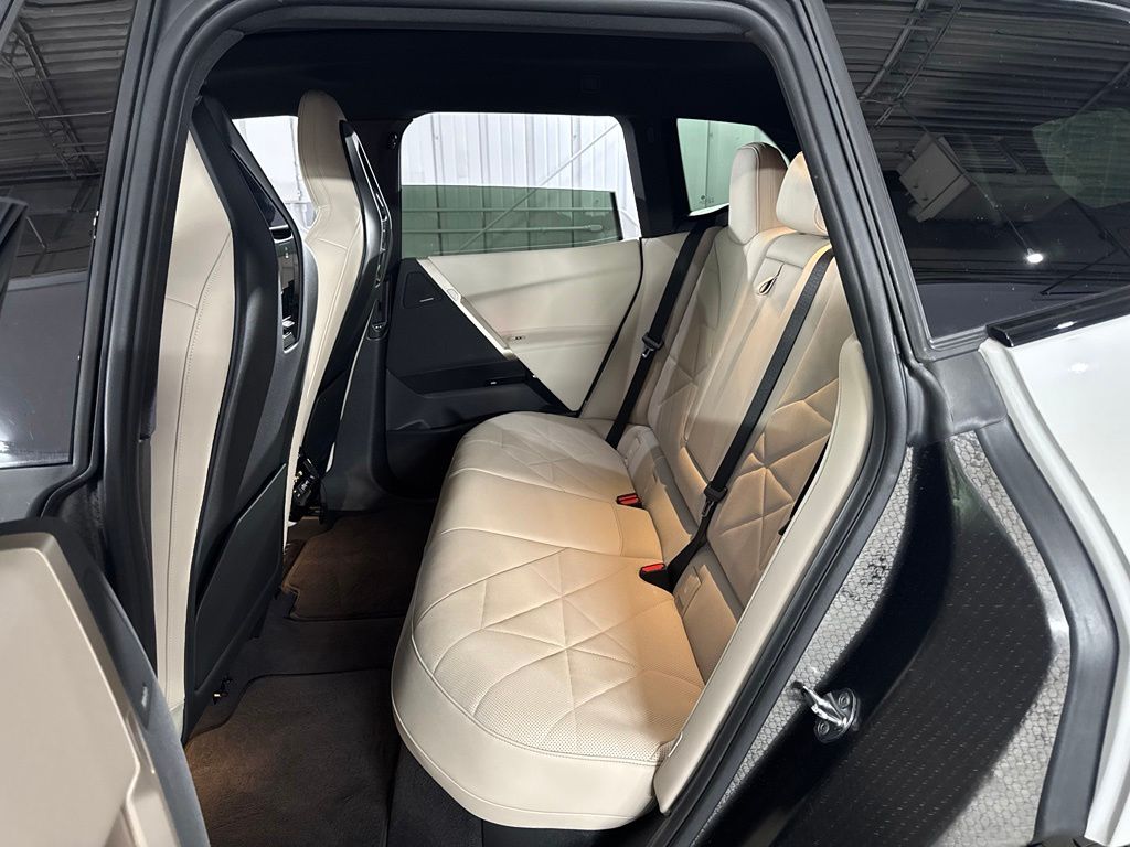 صورة مصغرة 42 لـ 2024 BMW IX XDRIVE50