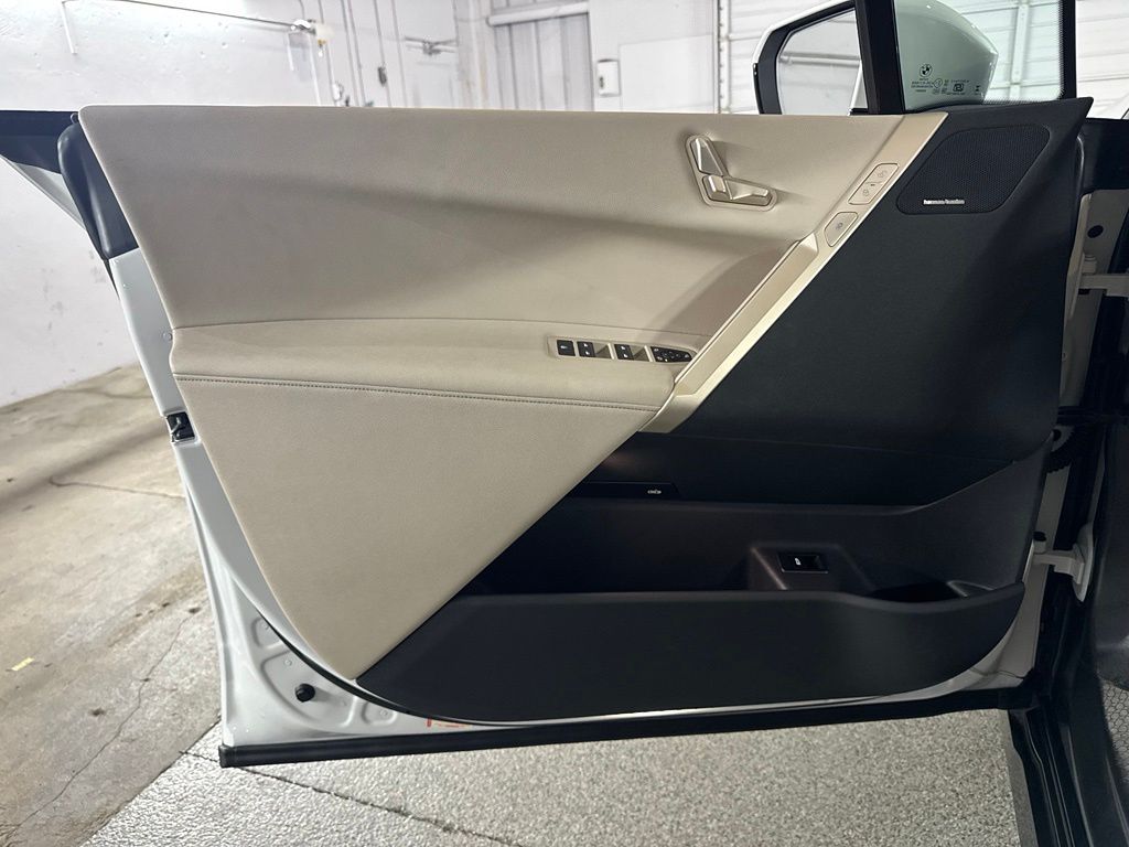 صورة مصغرة 36 لـ 2024 BMW IX XDRIVE50