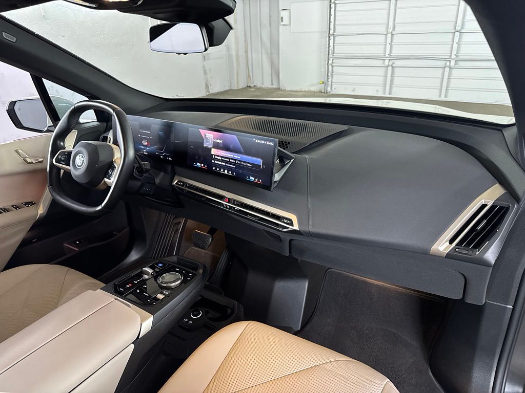 صورة مصغرة 47 لـ 2024 BMW IX XDRIVE50