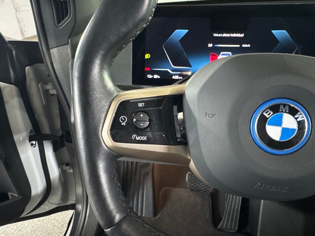 صورة مصغرة 26 لـ 2024 BMW IX XDRIVE50