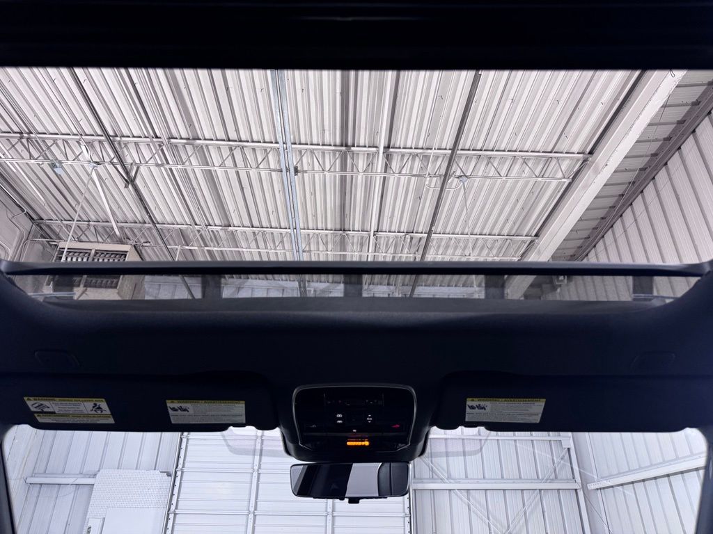 صورة مصغرة 24 لـ 2023 LAND Rover RANGE ROVER SE