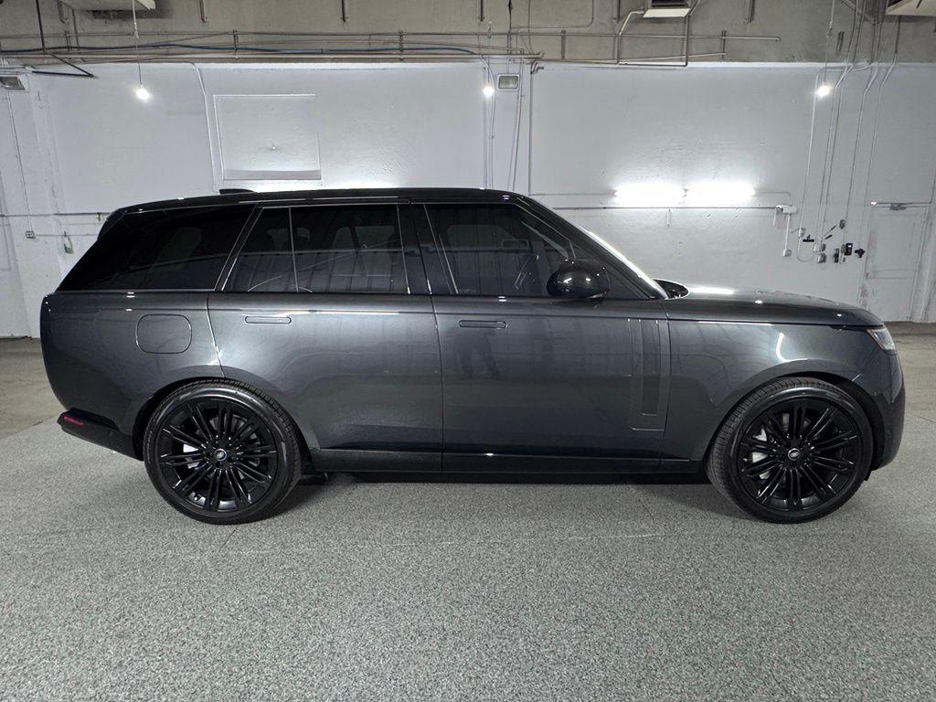 2023 LAND ROVER RANGE ROVER SE — фото 10
