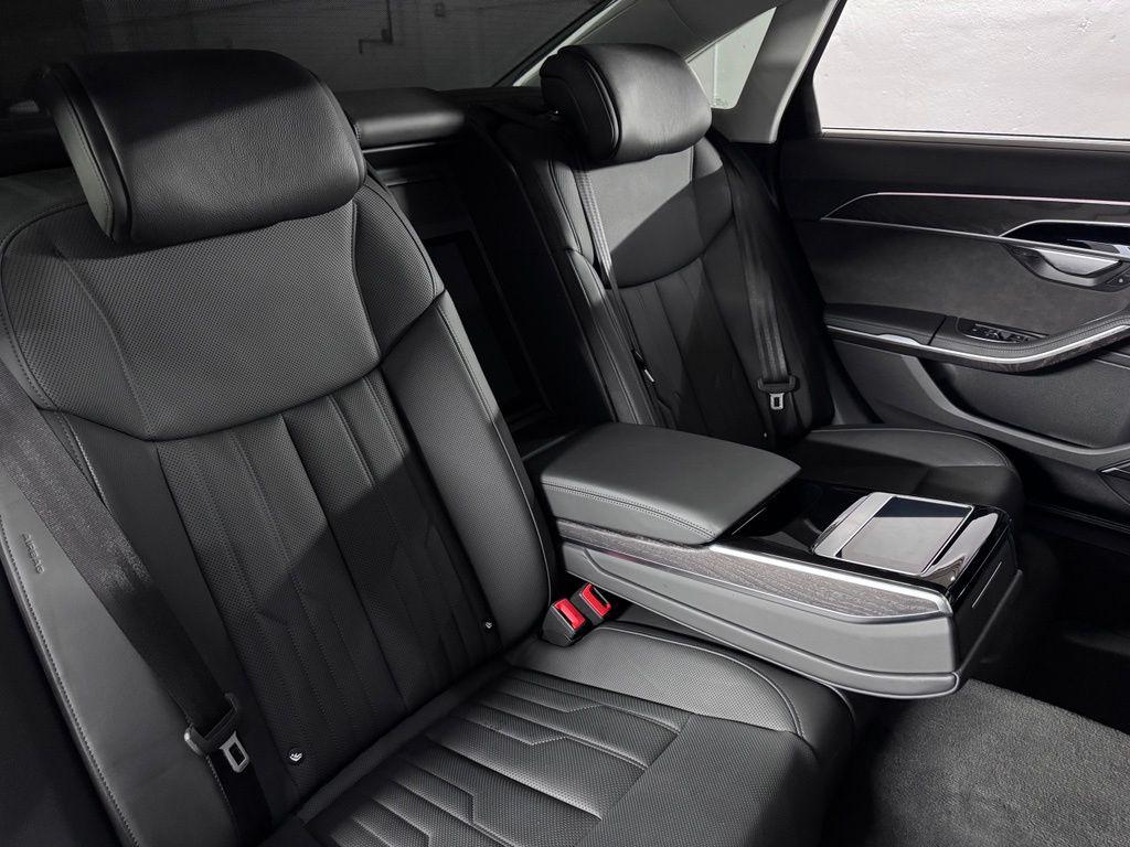 صورة مصغرة 63 لـ 2021 AUDI A8 4.0