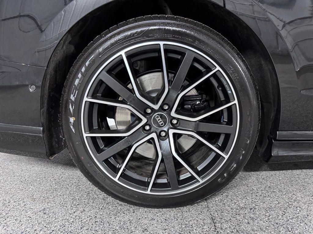 صورة مصغرة 7 لـ 2021 AUDI A8 4.0