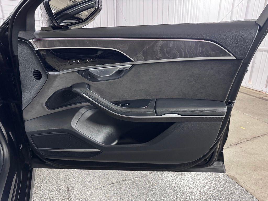 صورة مصغرة 62 لـ 2021 AUDI A8 4.0