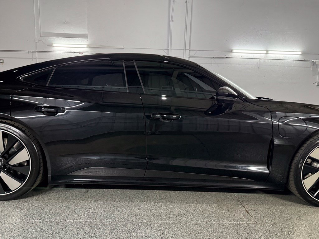 صورة 7 لـ 2022 AUDI RS E-TRON GT BASE