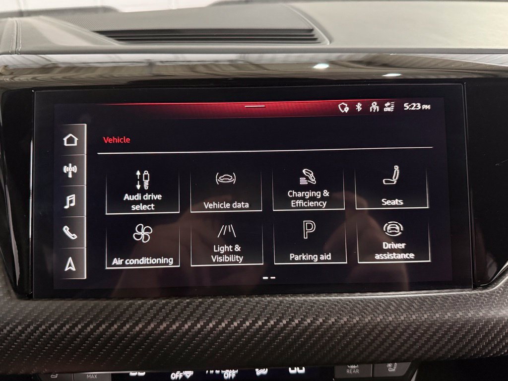 صورة مصغرة 39 لـ 2022 AUDI RS E-TRON GT BASE