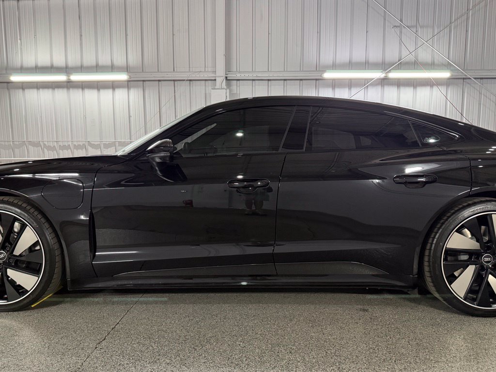 صورة مصغرة 15 لـ 2022 AUDI RS E-TRON GT BASE