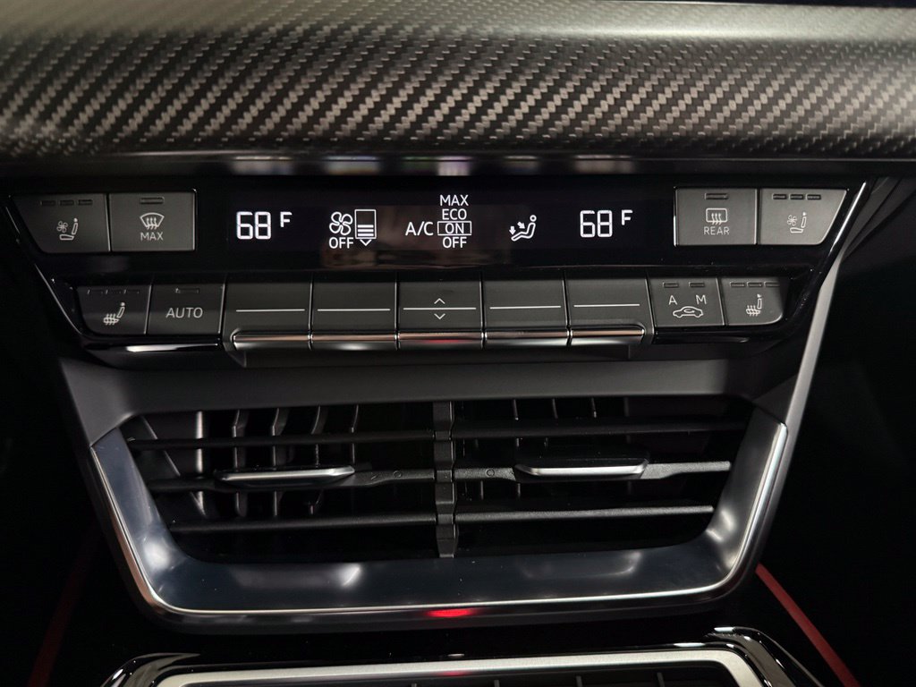 صورة مصغرة 41 لـ 2022 AUDI RS E-TRON GT BASE