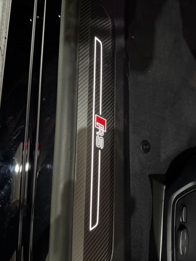 صورة مصغرة 20 لـ 2022 AUDI RS E-TRON GT BASE