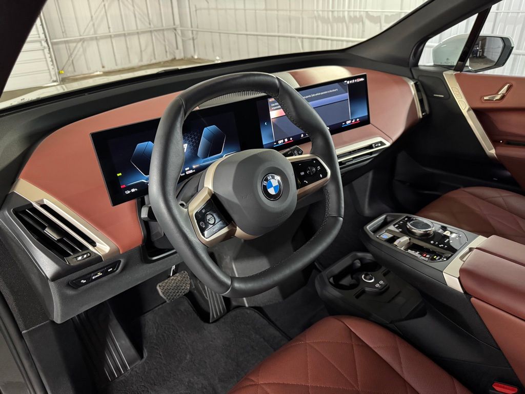 صورة 23 لـ 2026 BMW IX XDRIVE45