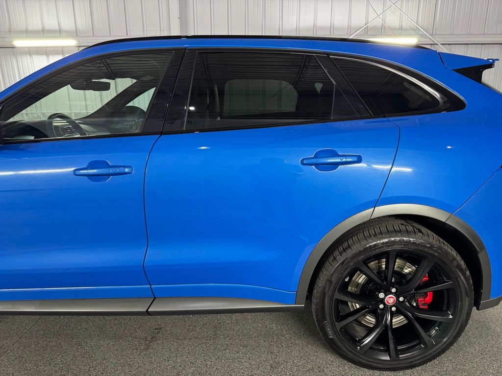 صورة مصغرة 18 لـ 2020 Jaguar F-PACE SVR