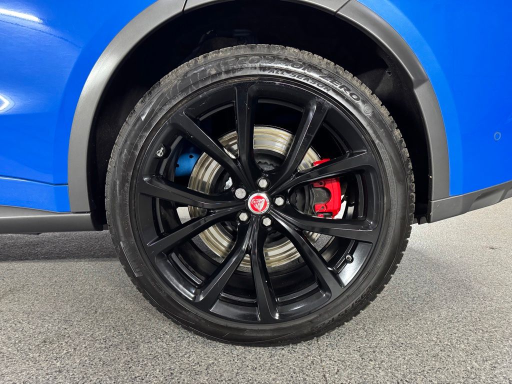 صورة مصغرة 13 لـ 2020 Jaguar F-PACE SVR