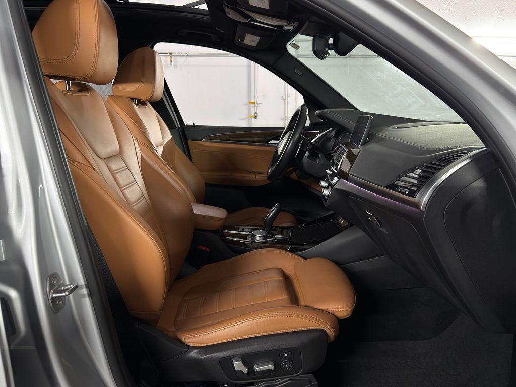 صورة مصغرة 28 لـ 2020 BMW X3 M40I
