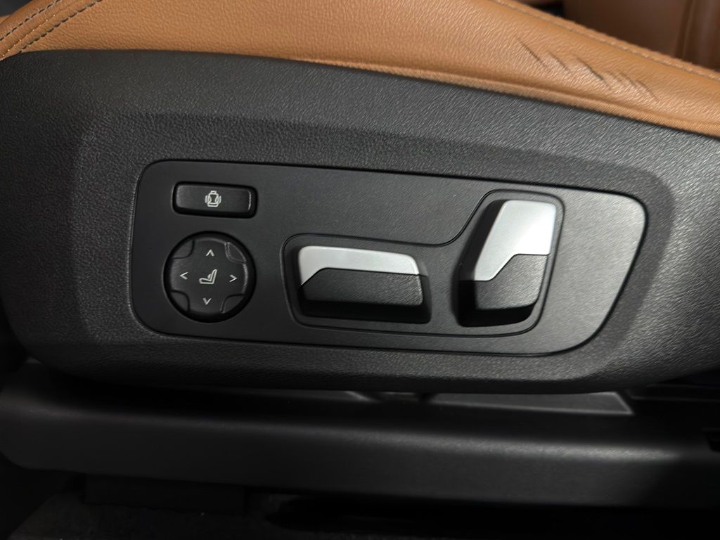 صورة مصغرة 17 لـ 2020 BMW X3 M40I
